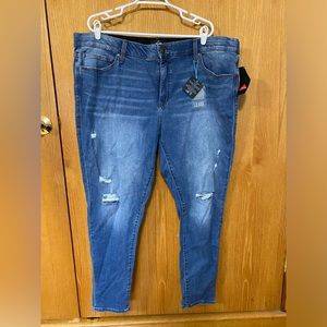 NWT Lularoe Distressed Skinny Jeans Size 44